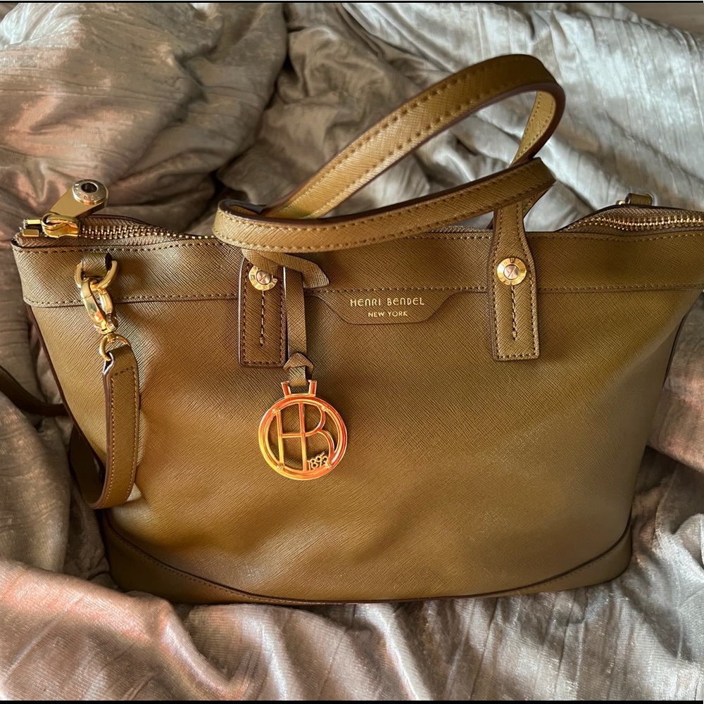 Henri Bendel